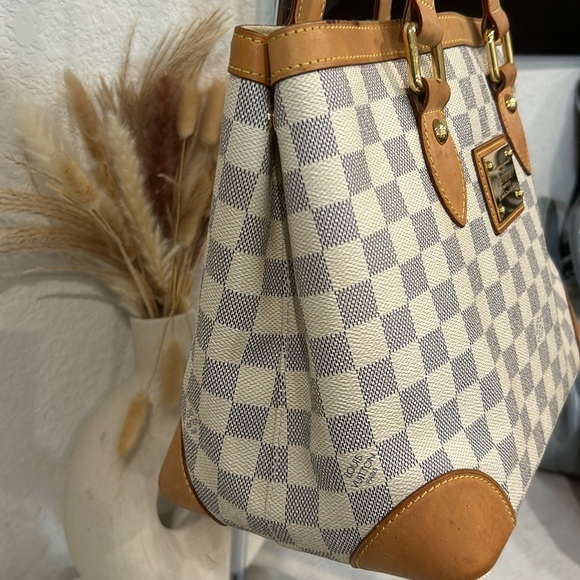 Authentic Louis Vuitton Hampstead Azure pm bag + COA - Picture 4 of 16